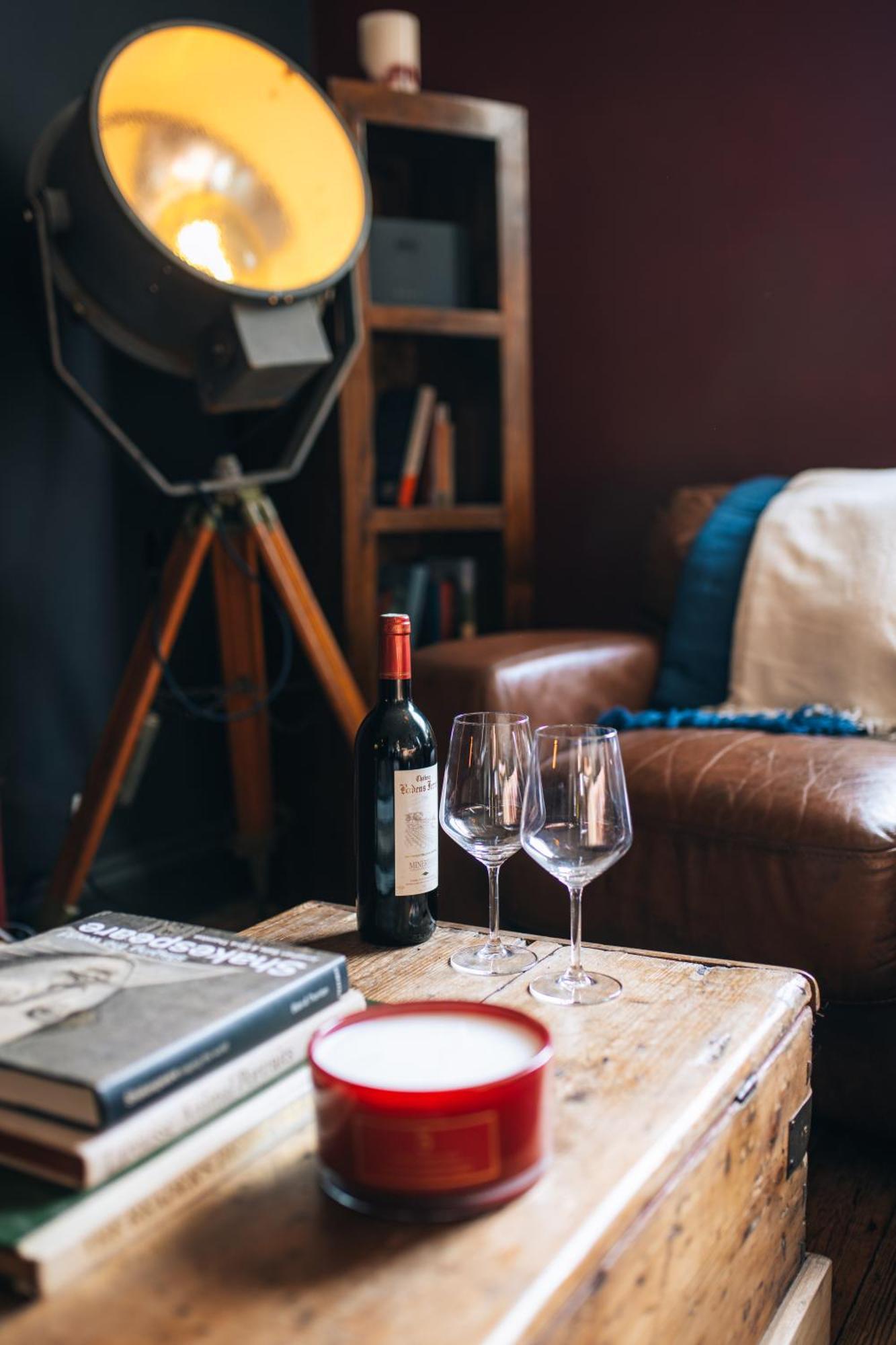 The Bolt Hole - Stratford Upon Avon - Central - Free Offstreet Parking - 2 Bed Luxury Apartment Exteriör bild