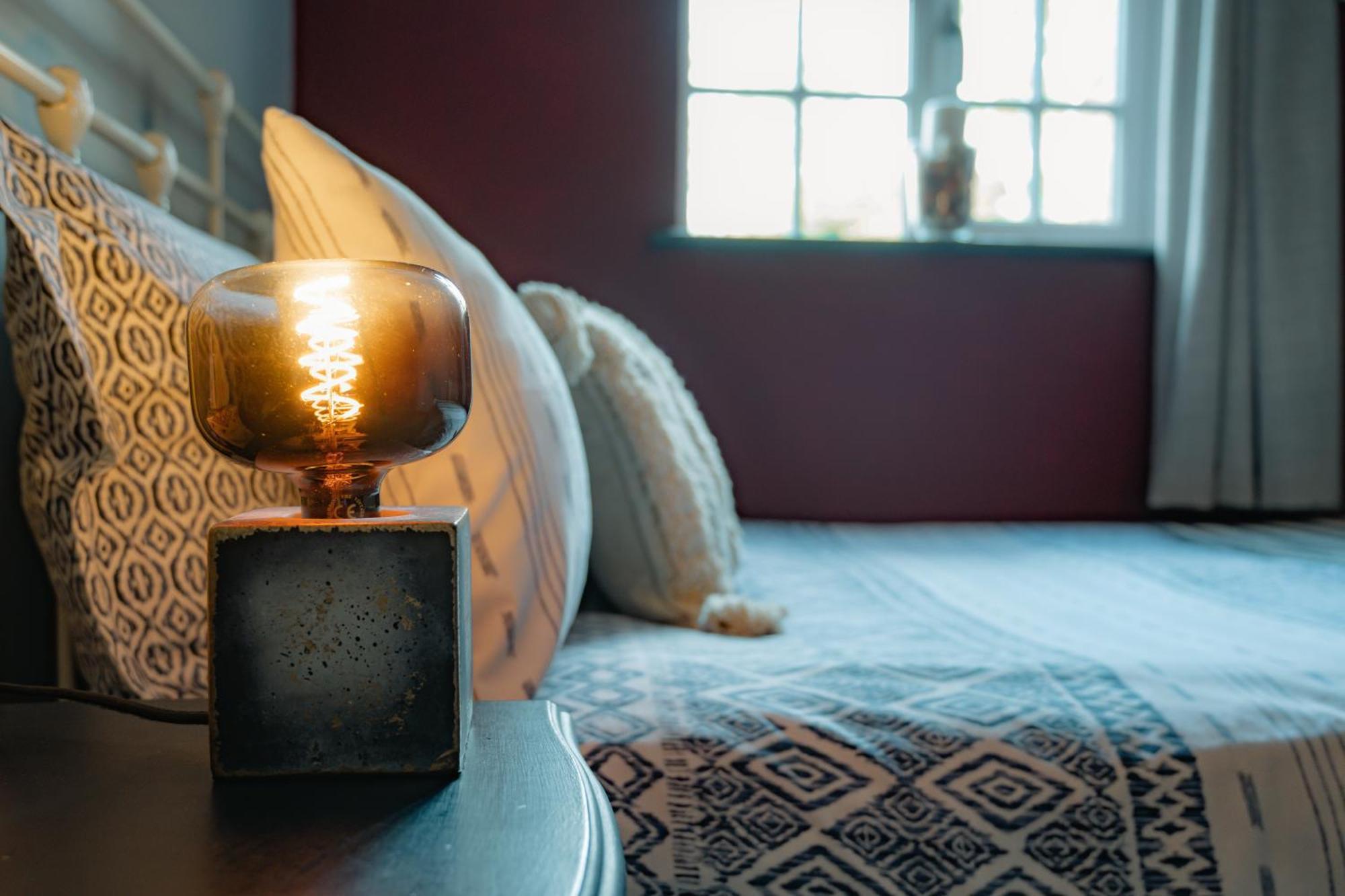 The Bolt Hole - Stratford Upon Avon - Central - Free Offstreet Parking - 2 Bed Luxury Apartment Exteriör bild